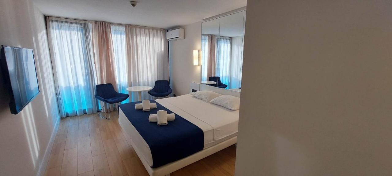 Orbi City In Batumi Bagian luar foto